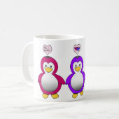 Tasse mignonne de pingouins d'amour de Bi de (Devant gauche)