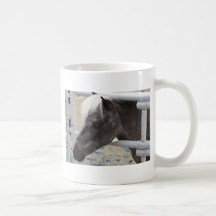 Tasse miniature de cheval