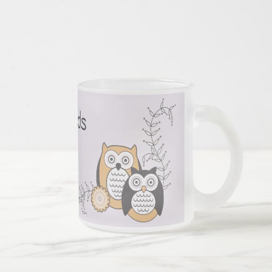 Tasse moderne de hiboux (Droit)