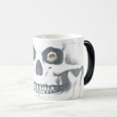 Tasse Morphing de crâne de zombi (Devant droit)