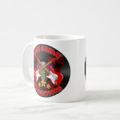 Tasse mystérieuse de brigade de dimanche (Devant gauche)