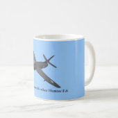 Tasse noire de chasseur de colporteur de flèches (Devant droit)