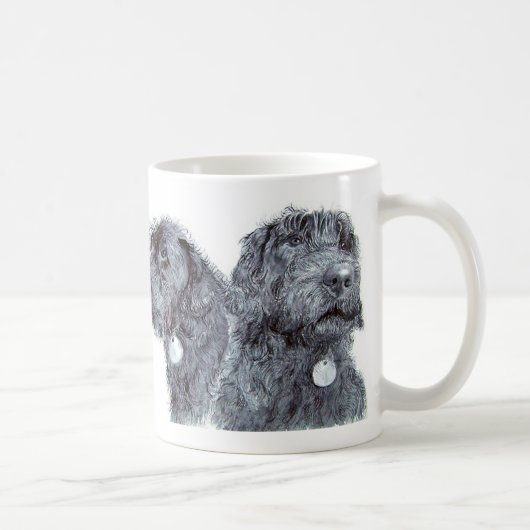 Tasse noire de Labradoodles (Droite)