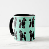 Tasse noire de menthe de motif de caniches (Devant gauche)