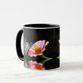 Tasse noire et blanche de papillon (Devant gauche)