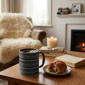 Tasse noire et grise à motif tricoté Cozy