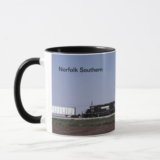 Tasse - Norfolk du sud chez Tolono (Gauche)