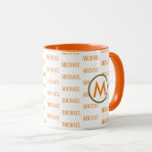 tasse orange avec monogramme et motif de noms (Devant droit)