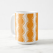 Tasse orange de motif de rayure (Devant gauche)