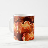 tasse orange de roses (Devant gauche)