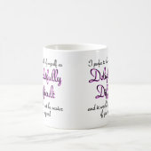 Tasse ou tasse de voyage drôle délicieusement diff (Centre)