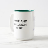 Tasse par radio amateur de club de concours (Devant gauche)