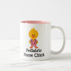Tasse pédiatrique de poussin d'infirmière