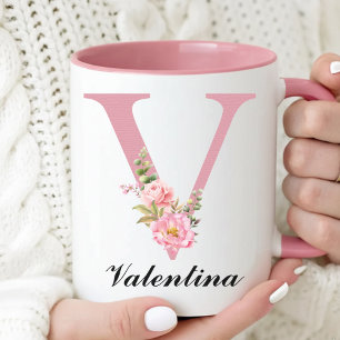 Tasse personnalisée avec initiale de nom en fleurs