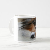 Tasse personnalisée de Sheltie (Devant gauche)