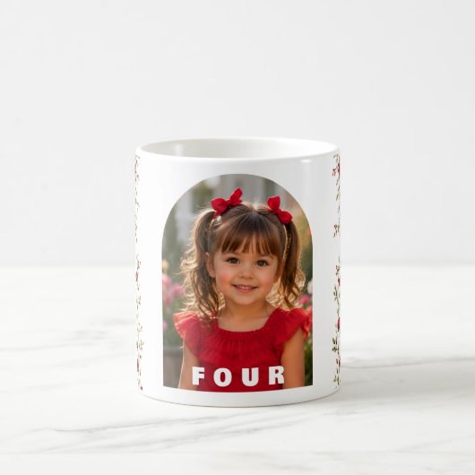 Tasse personnalisée fille 4 ans (Centre)