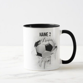Tasse personnalisée par football déchirée