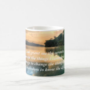 Tasse pittoresque de prière de sérénité