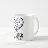 Tasse Plus Forte Qu'Hier (Devant droit)