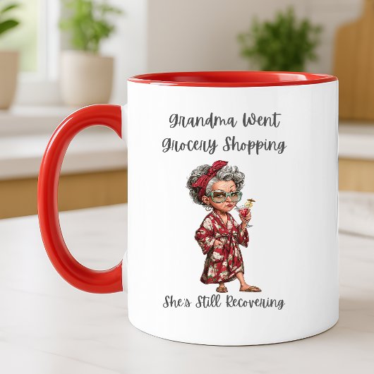 Tasse pour grand-mère faisant les courses