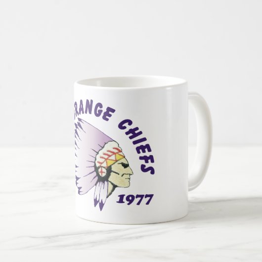 TASSE POURPRE DE FIERTÉ (Devant droit)