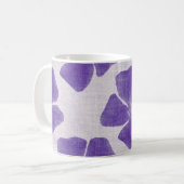 Tasse pourpre de fleurs (Devant gauche)