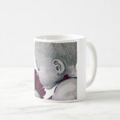 Tasse pourpre de la fille 1 (Devant droit)