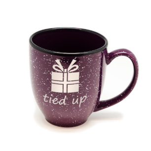 Tasse pourpre tachetée de Bistros de cadeau de
