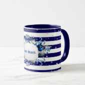Tasse rayée bleue avec vœux de Noël (Devant droit)