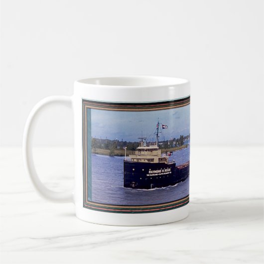 Tasse Raymond H. Reiss (Gauche)