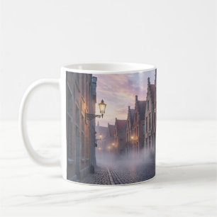 Tasse Rêveur Bruges Lueur de Lanterne Brumeuse