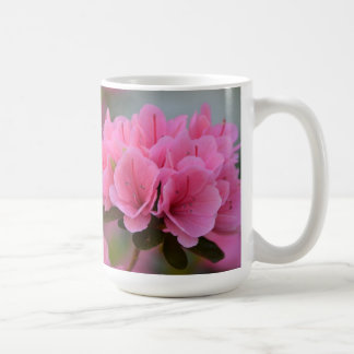 Tasse rose d'azalées