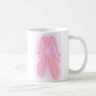 Tasse rose de pantoufles de ballet
