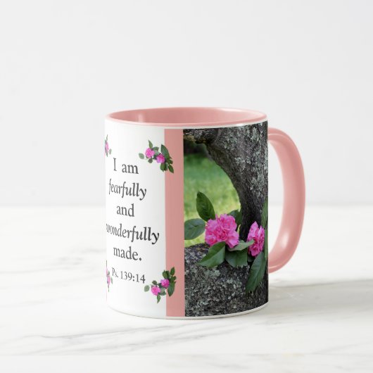 Tasse rose de psaume d'oeillets (Devant droit)