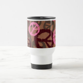Tasse rose de voyage de signes de paix