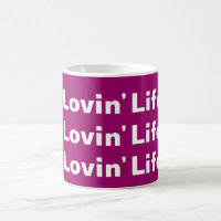 Tasse rose et blanche de la vie de Lovin
