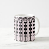Tasse rose inspirée par Mackintosh de Rennie (Devant droit)