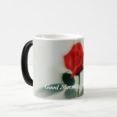 Tasse rose semblante impertinente (Devant gauche)