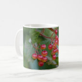 Tasse rouge de baie pour une boisson chaude (Devant gauche)