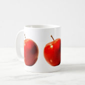 Tasse rouge de pommes (Devant gauche)