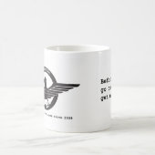 tasse rouge de stylo (Centre)