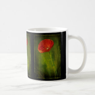 Tasse rouge de vintagestyle de pavot