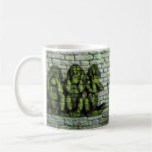 Tasse sage de graffiti de trois singes (Gauche)