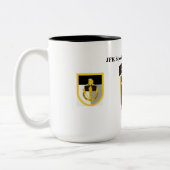 Tasse spéciale de centre de guerre de JFK (Gauche)