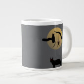 Tasse spéciale pleine lune hantée (Devant droit)