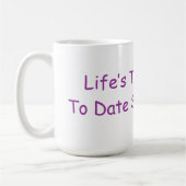 Tasse stupide trop courte des hommes de la vie (Gauche)