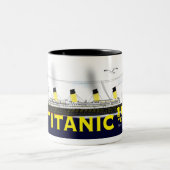 Tasse titanique d'anniversaire de tragédie (Centre)