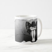 Tasse triste V1 de fille de papillon (Devant droit)