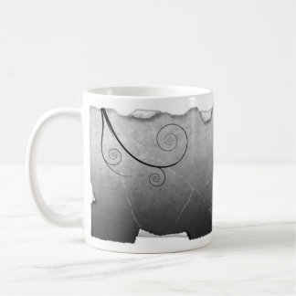 Tasse triste V1 de fille de papillon
