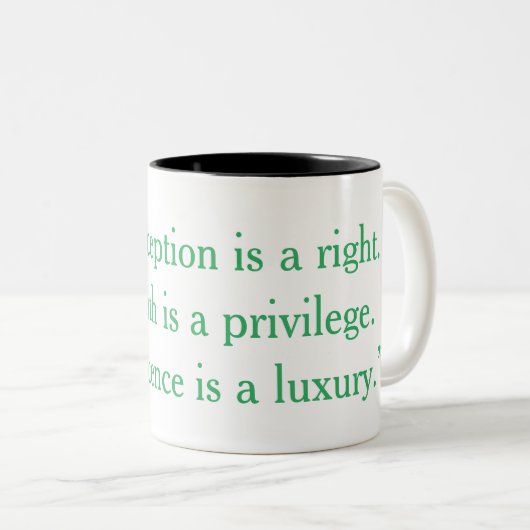 Tasse verte de delta (Devant droit)